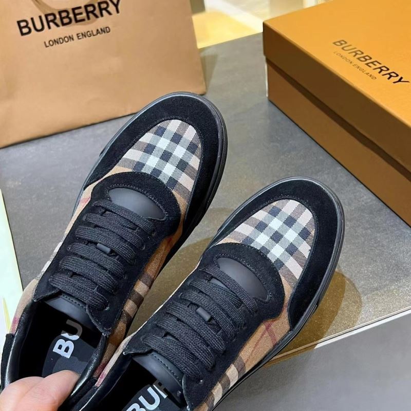 Burberry Low Shoes